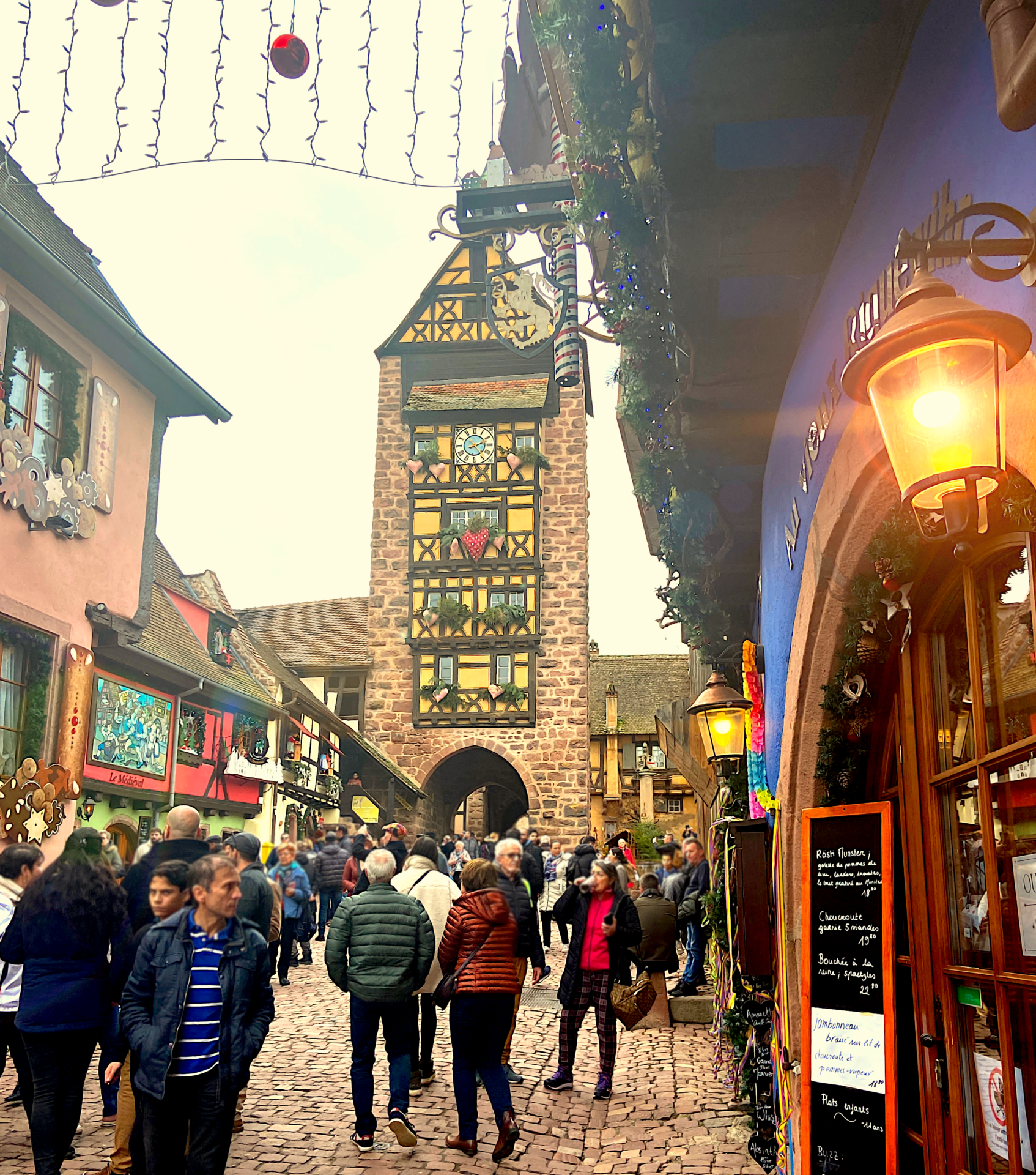 Alsace- Village Roquewihr